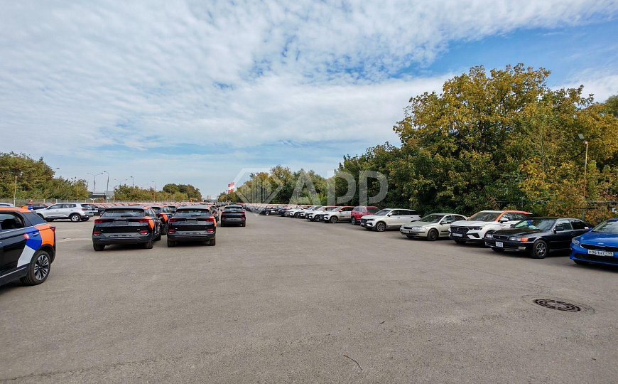 Продажа ОСЗ с участком на МКАД фото