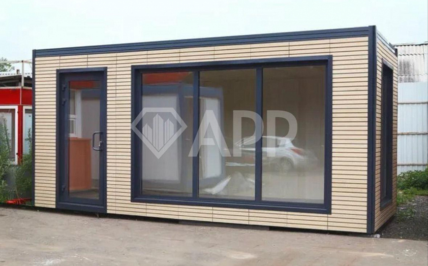 Склад из 40 Фт морских контейнеров фото