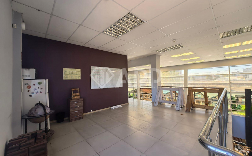 Продам помещение свободного назначения, 471 м² фото