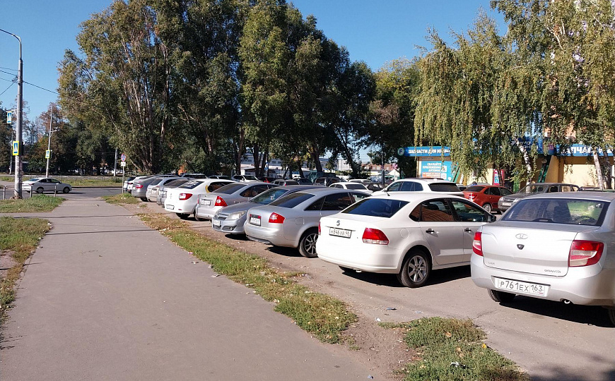 Помещение свободного назначения 341 кв. м на первой линии фото