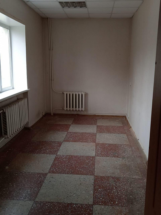 Здание с арендаторами, 2 136,9 м² фото