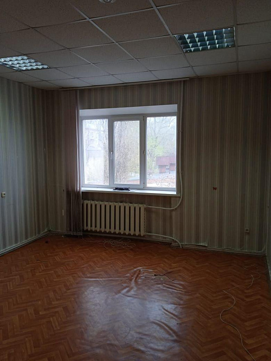 Здание с арендаторами, 2 136,9 м² фото