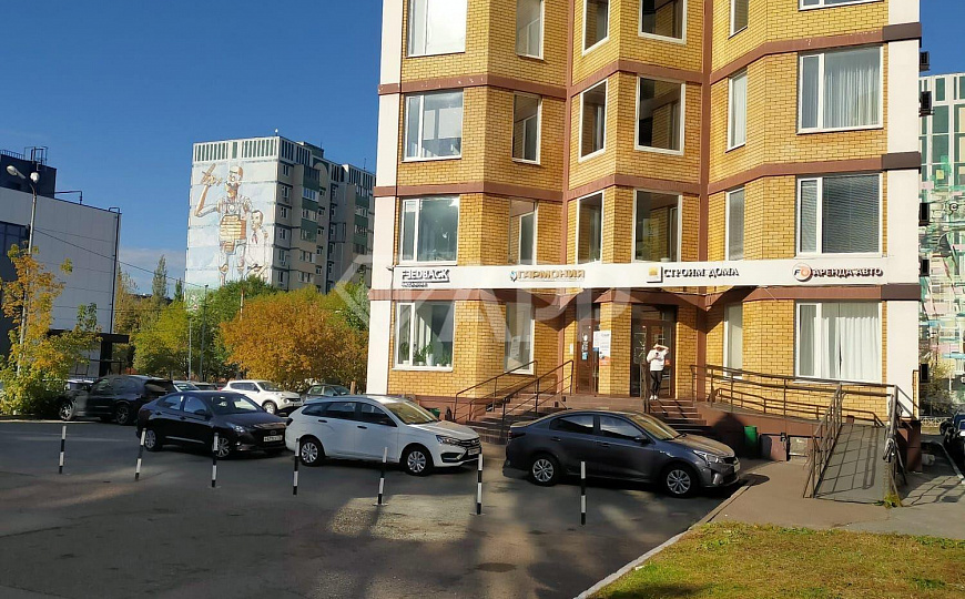 Продаю отдельно стоящее здание 756 м² в центре фото
