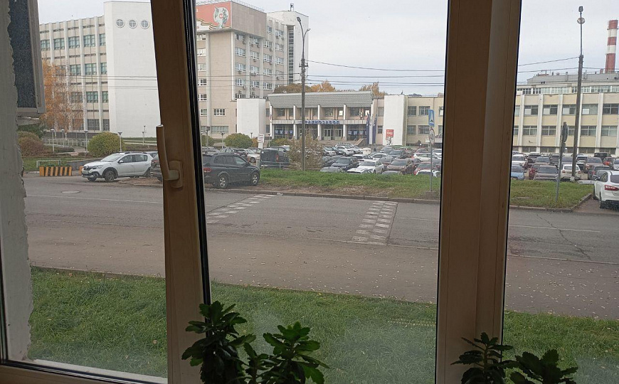 Под ПВЗ, торговлю или офис 58,2  м² фото