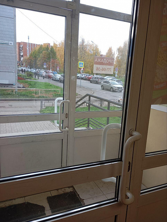 Под ПВЗ, торговлю или офис 58,2  м² фото