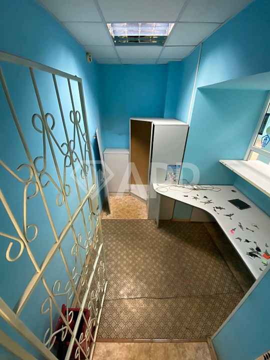 Аренда 1 линия 70 м² фото