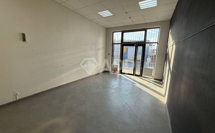Высокий трафик/Витражное остекление/60м2 фото