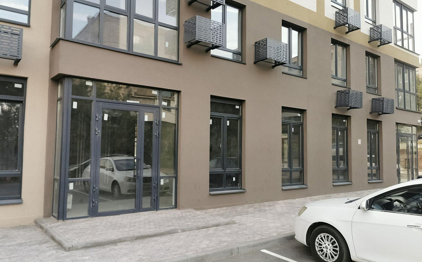 Помещение для арендного бизнеса в новом доме, 345 м² фото