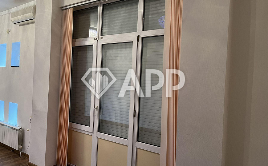 Сдаю помещение свободного назначения, 357.8 м² фото