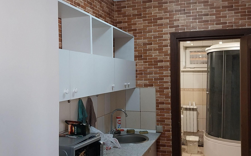 База, производство, склад 1080 м2, земля 1,4 Га  фото