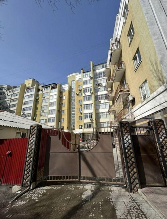 Продажа офиса 385 м2 на ул.А.Толстого фото