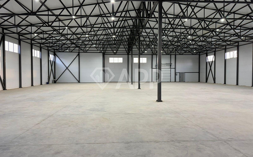 Сдаю складское помещение, 1 200 м² фото