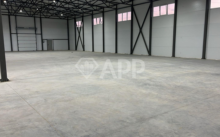 Сдаю складское помещение, 1 200 м² фото