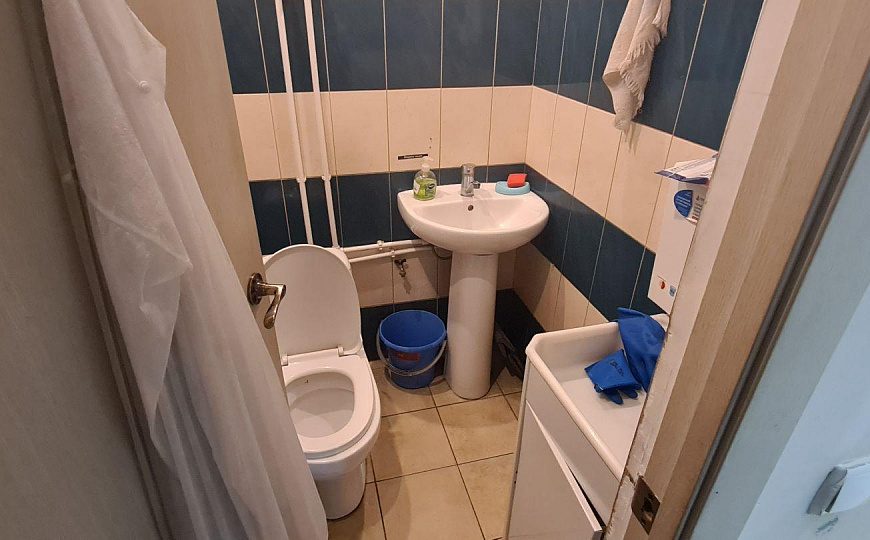 Помещение 12 м.кв. на трафике. фото