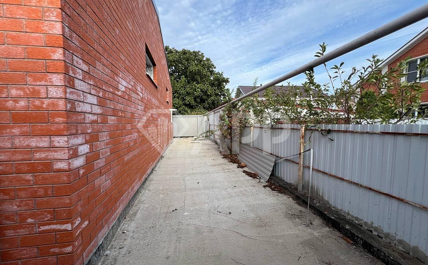 Сдаю торговое помещение, 480 м² фото