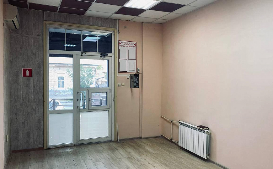 Магазин проходное место 26 м2. фото