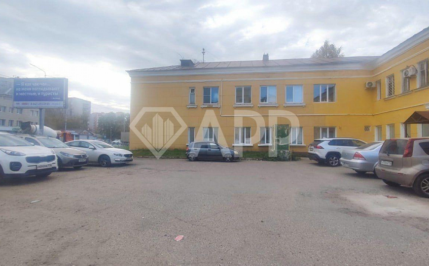 Офис с парковкой 92,6кв.м фото