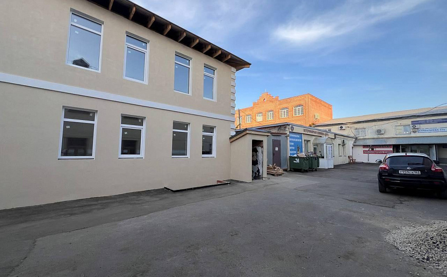 Отдельно стоящее здание 180м2 фото