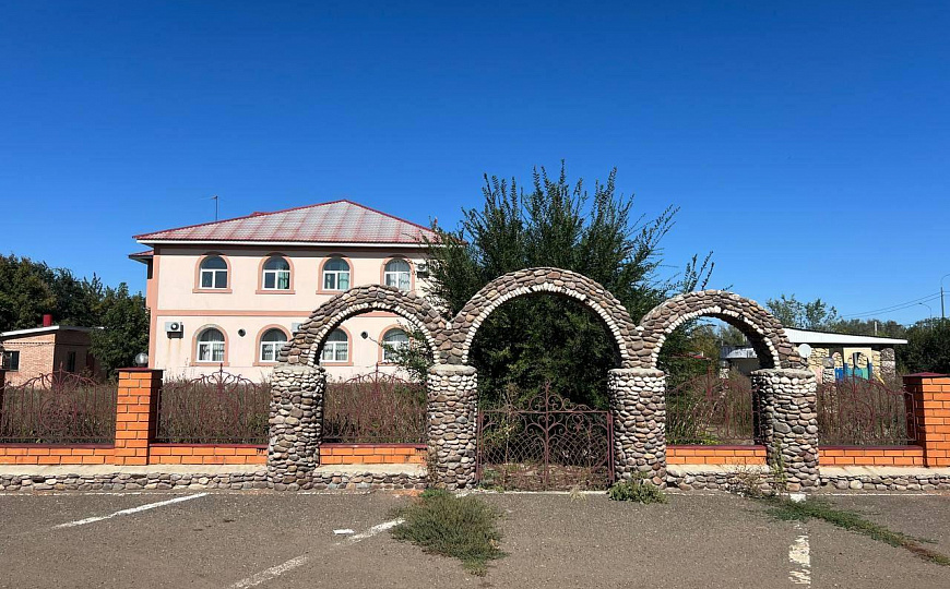 Аренда готового здания под ресторанный бизнес, 671,7м² на 1 линии фото