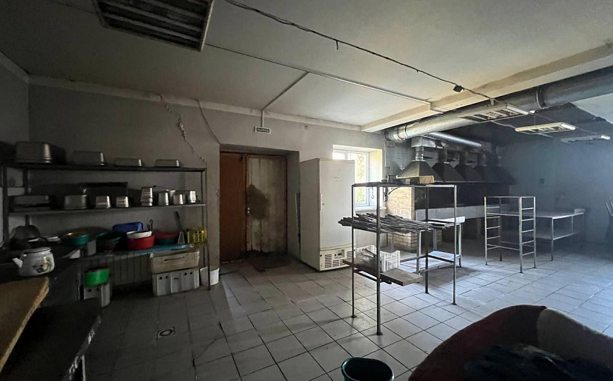 Аренда готового здания под ресторанный бизнес, 671,7м² на 1 линии фото
