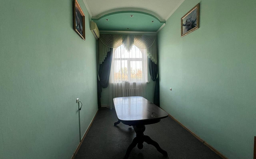 Аренда готового здания под ресторанный бизнес, 671,7м² на 1 линии фото