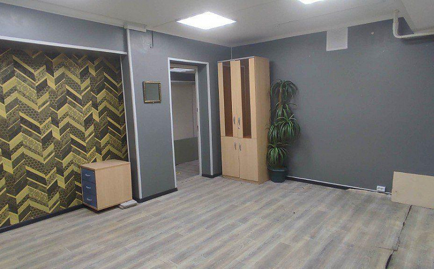 Сдам помещение под офисы фото