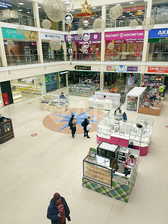 Аренда помещений в ТРЦ ПАРУС, (от 9 до 700 м2). 100 метров от Метро фото