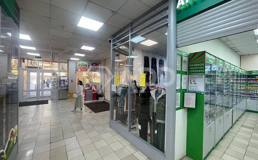 Сдам ПСН на входе в ТЦ фото