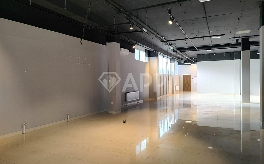 Сдаю помещение свободного назначения, 346.1 м² фото