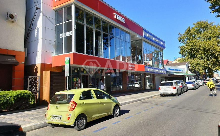 Сдаю помещение свободного назначения, 346.1 м² фото