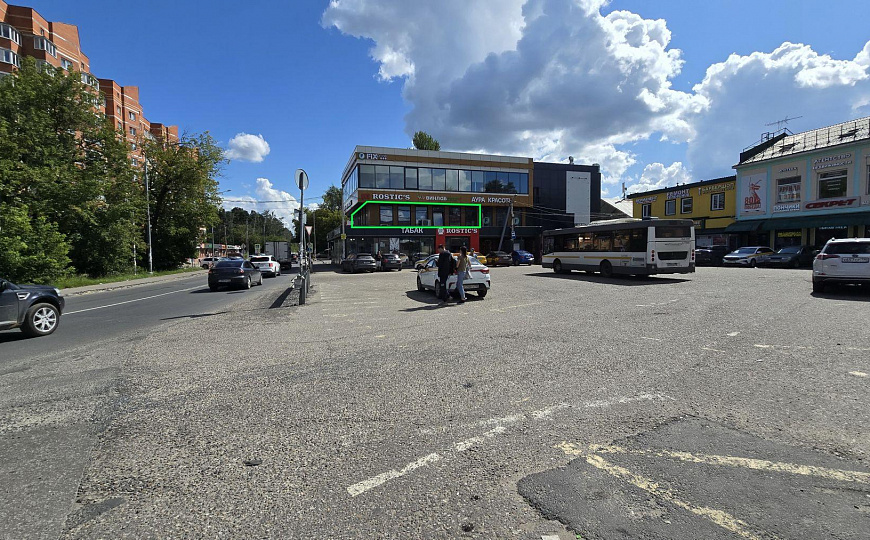 Помещение в современном ТЦ. фото