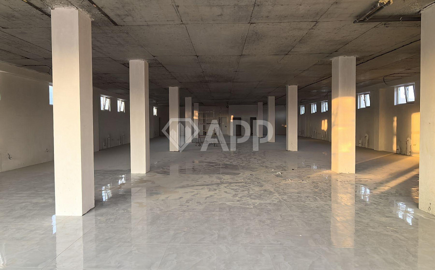 Сдам отдельно стоящее здание, 1 000 м² фото