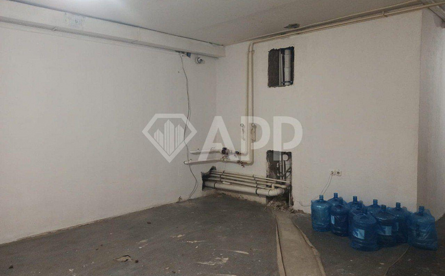 Сдаю торговое помещение 150 м2 фото