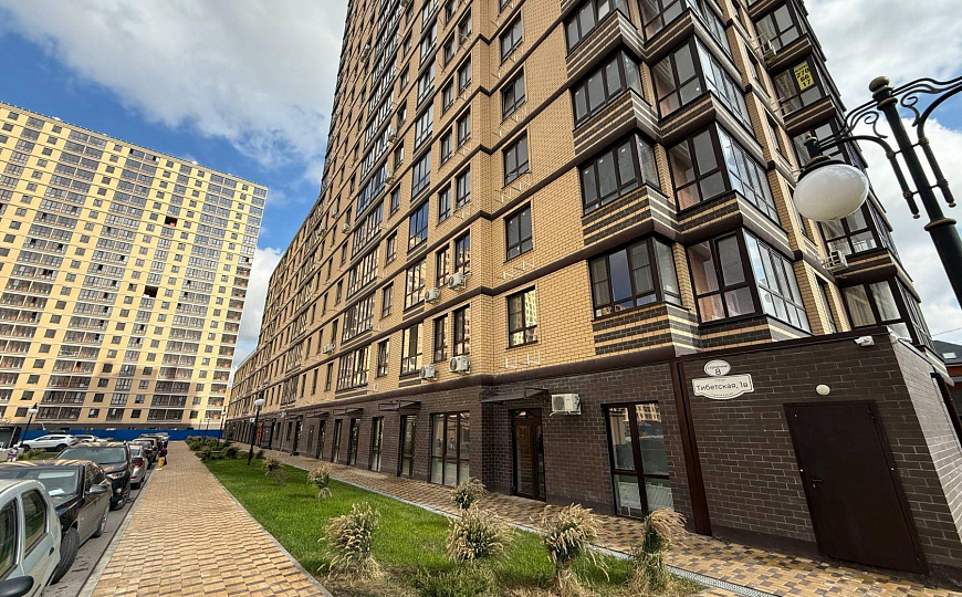 ЖК на 3 000 квартир/Помещение свободного назначения фото