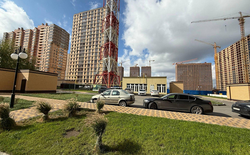 ЖК на 3 000 квартир/Помещение свободного назначения фото