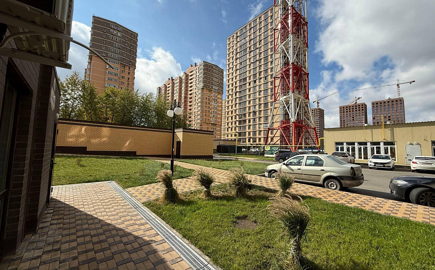 ЖК на 3 000 квартир/Помещение свободного назначения фото