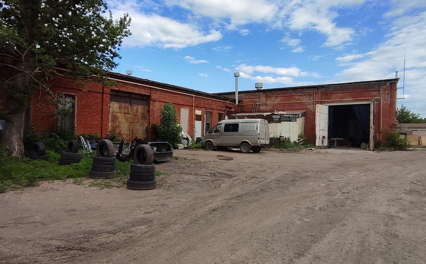  База, 900 м² фото