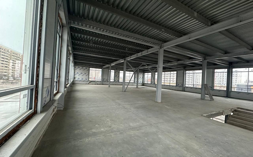 Сдаются площади на от 450 до 897,7 м² фото