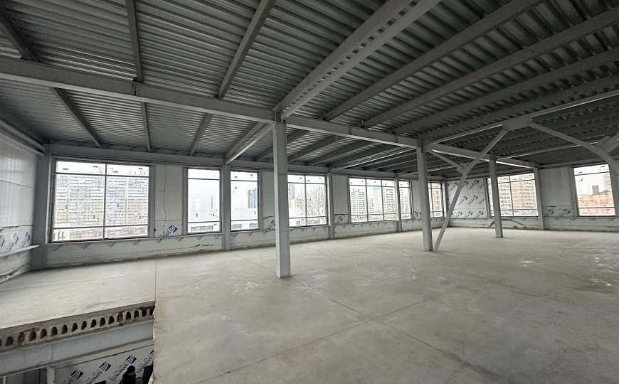 Сдаются площади на от 450 до 897,7 м² фото