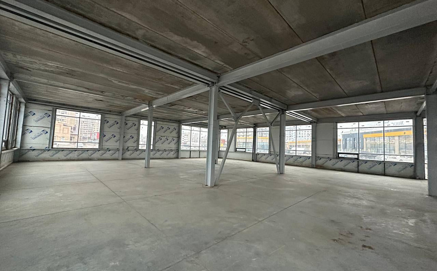 Сдаются площади на от 450 до 897,7 м² фото