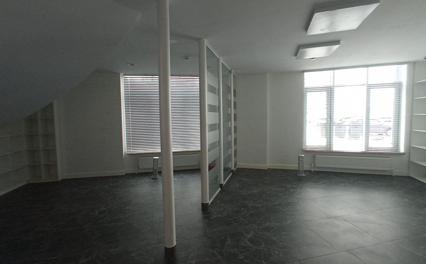 Продается помещение свободного назначения 477 м² фото