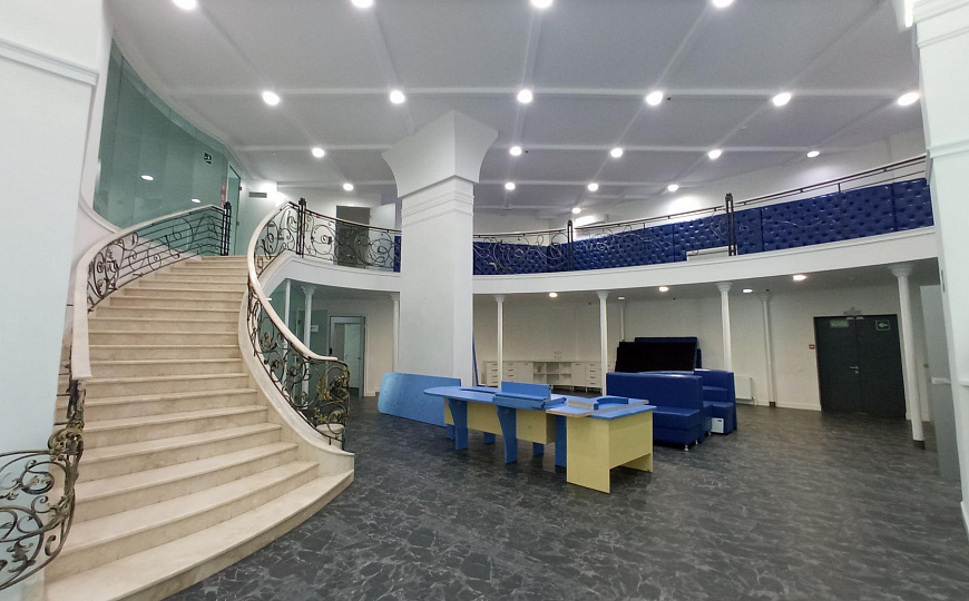 Продается помещение свободного назначения 477 м² фото