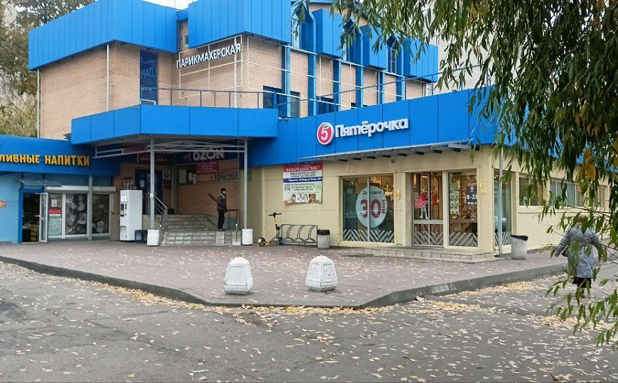 Помещение в ТЦ,183 м² фото