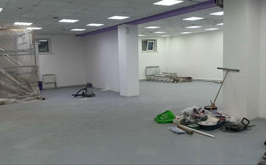 Помещение в ТЦ,183 м² фото