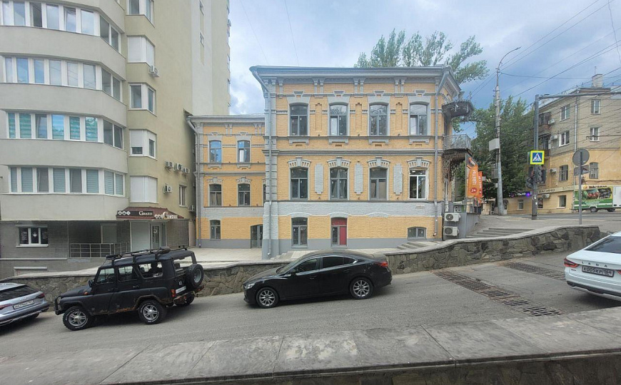 Помещение на трафике 163 м2. фото