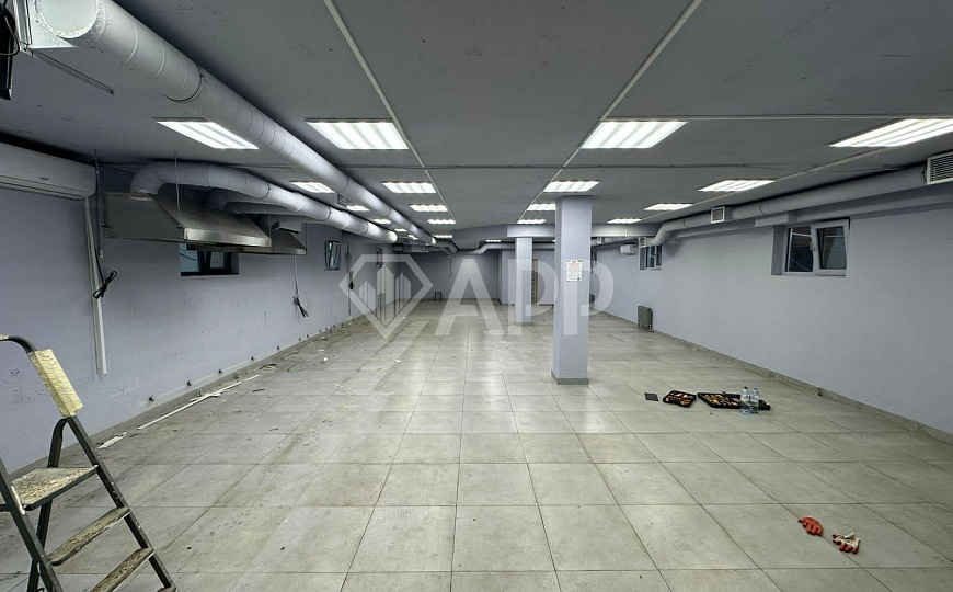 Сдаю помещение свободного назначения, 160 м² фото