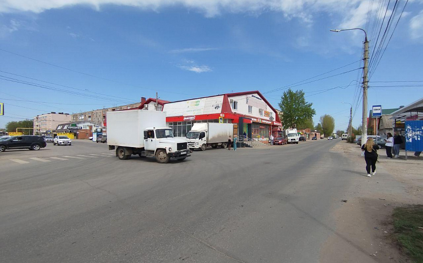 Торговое помещение 550 м2 фото