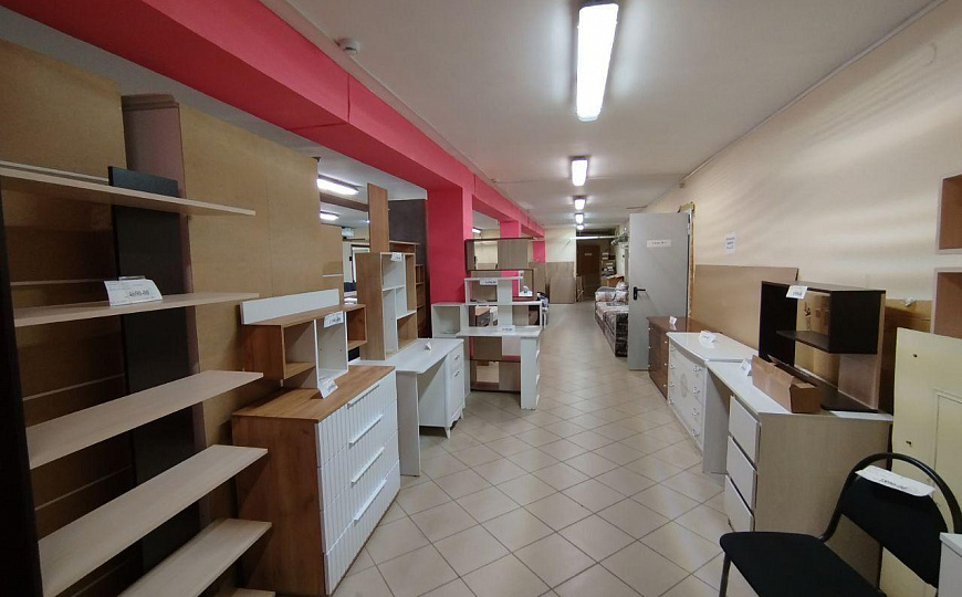 Торговое помещение 550 м2 фото