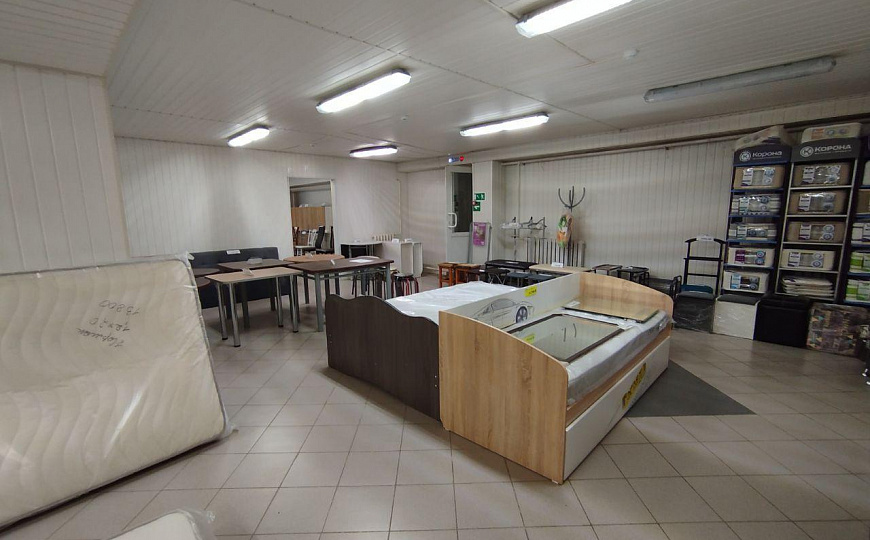 Торговое помещение 550 м2 фото