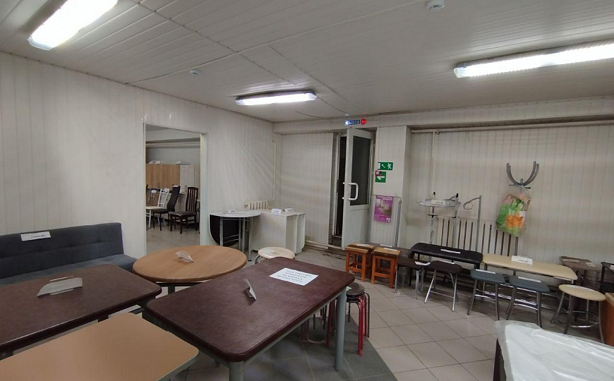 Торговое помещение 550 м2 фото